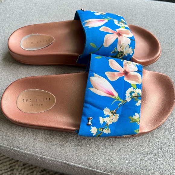 Ted Baker summer sandals - Picture 2 of 5